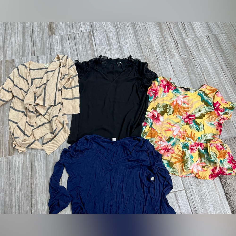 Women’s Small Top Bundle